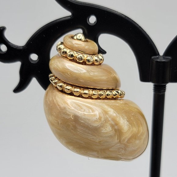 925 Sterling Shell Clip Earrings - Picture 2 of 7